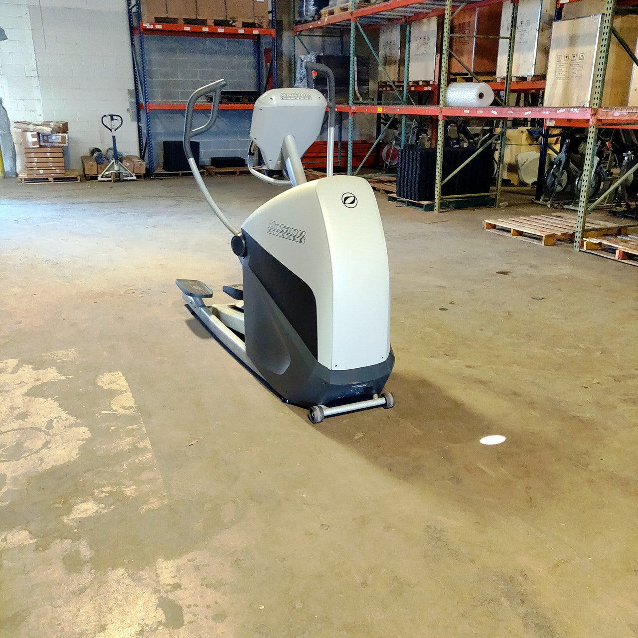 Octane XT3700 Elliptical W/Standard Console