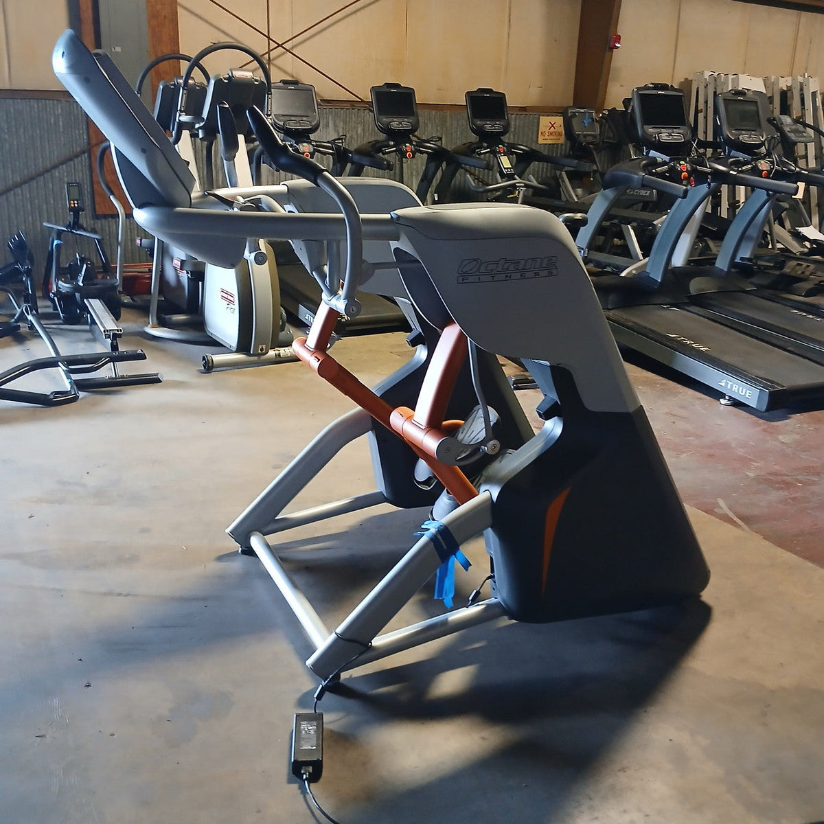 Octane ZR8000 Zero Runner w/Smart Screen