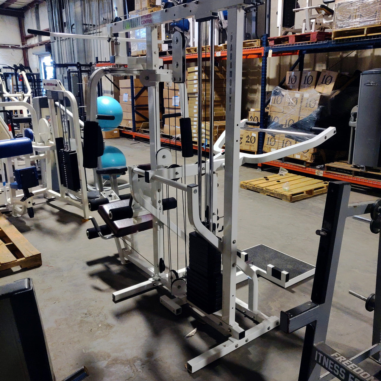 Paramount Multi-Station with Leg Curl/Extension, Benchpress, Pec/Delt, Lat Pulldown and MORE