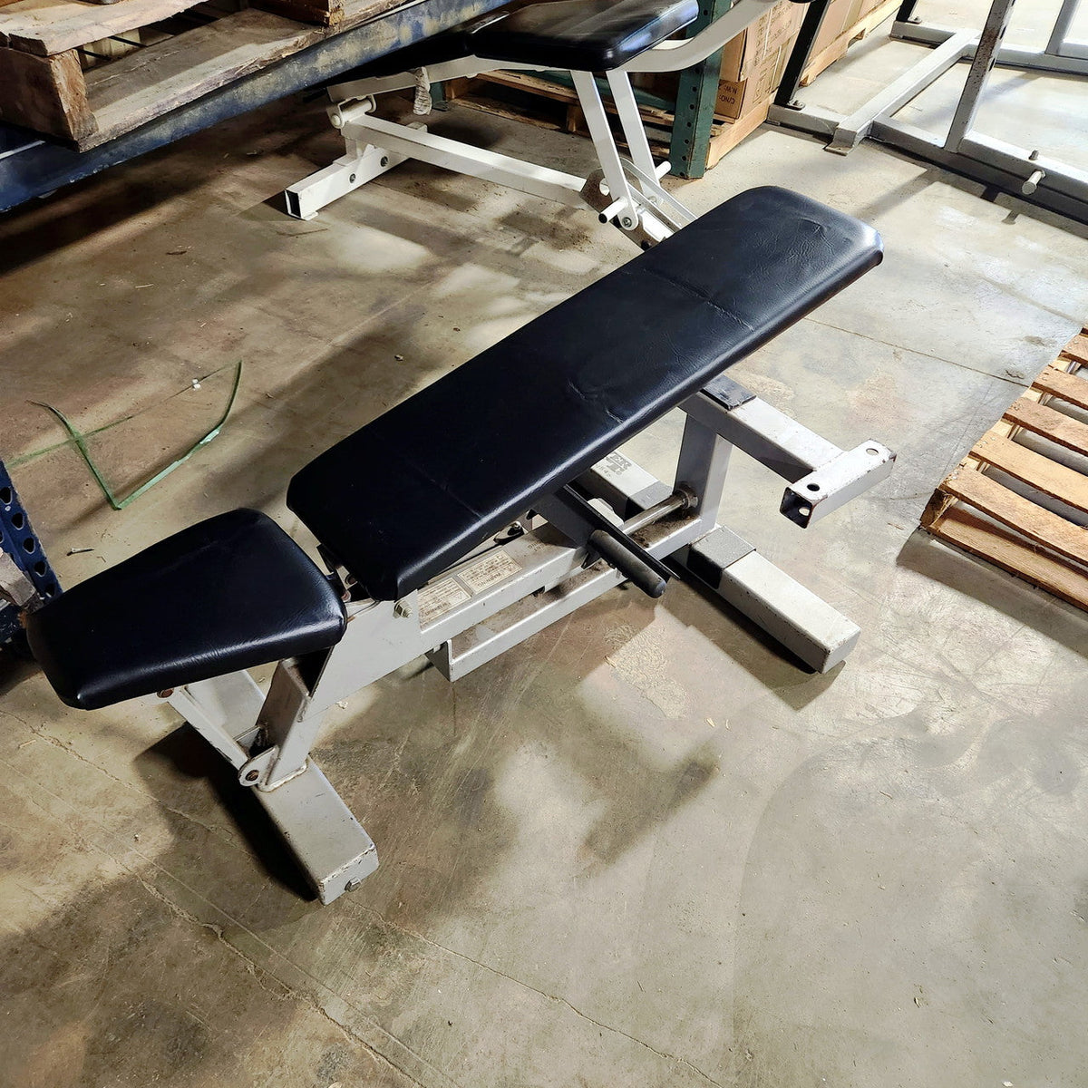 Refurbished Power Lift Fully Adjustable Weight Bench