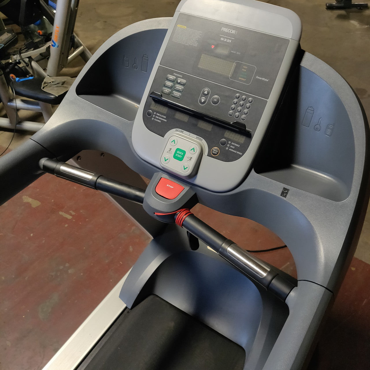 Precor 932i Experience Treadmill