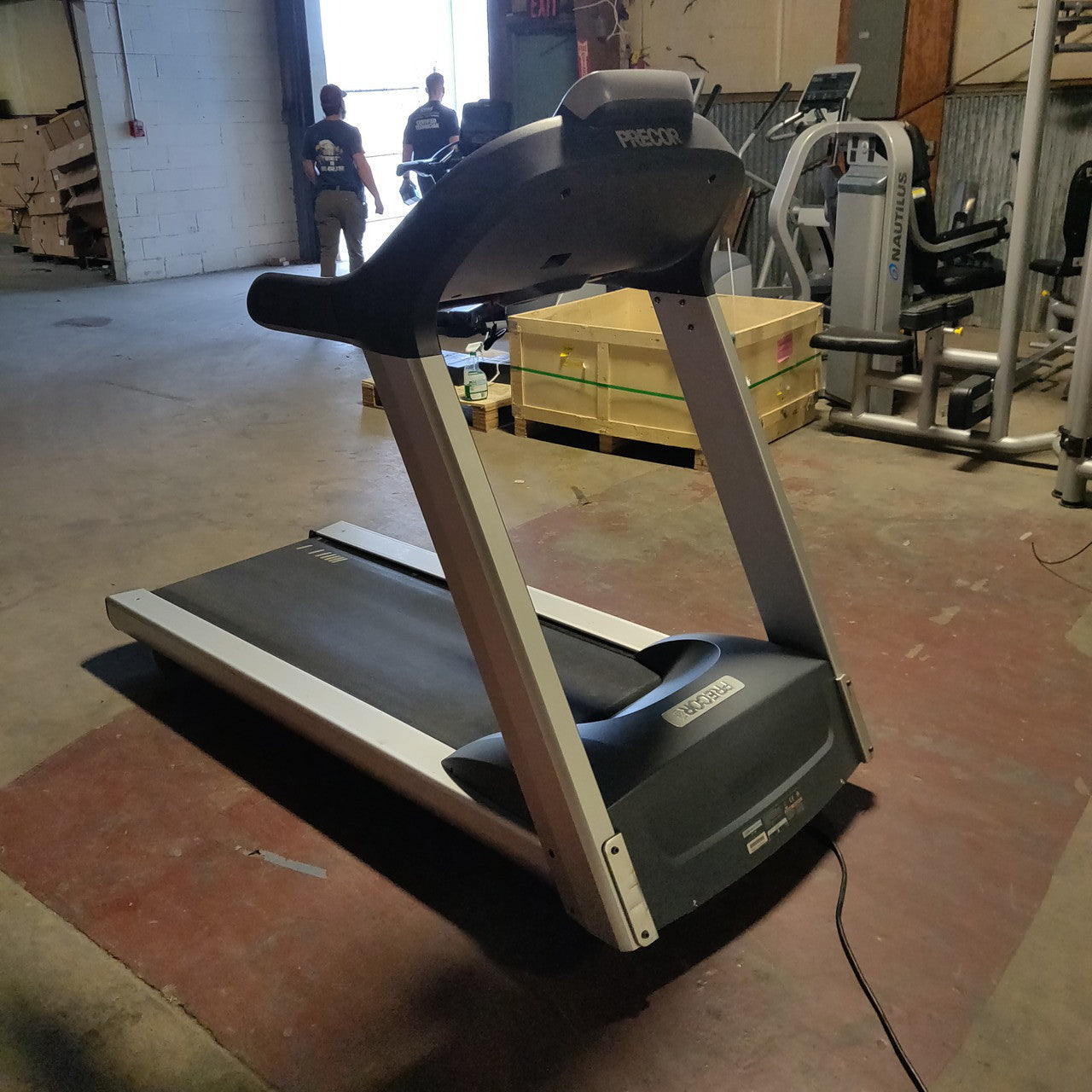 Precor 932i Experience Treadmill