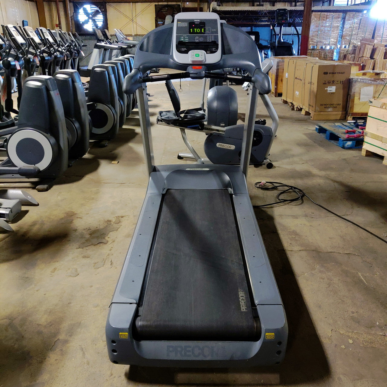 Precor 954i Treadmill Commercial Grade