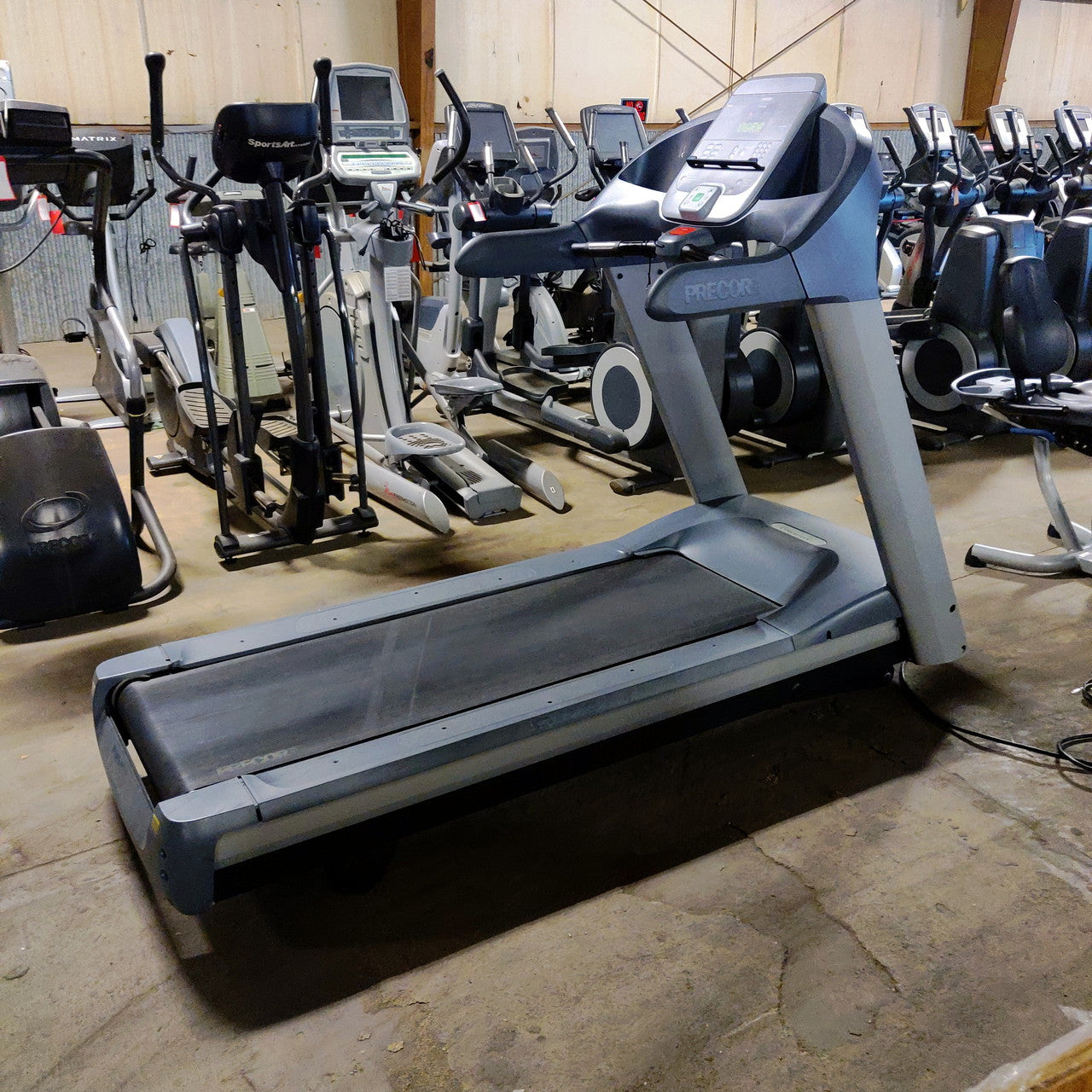 Precor 954i Treadmill Commercial Grade