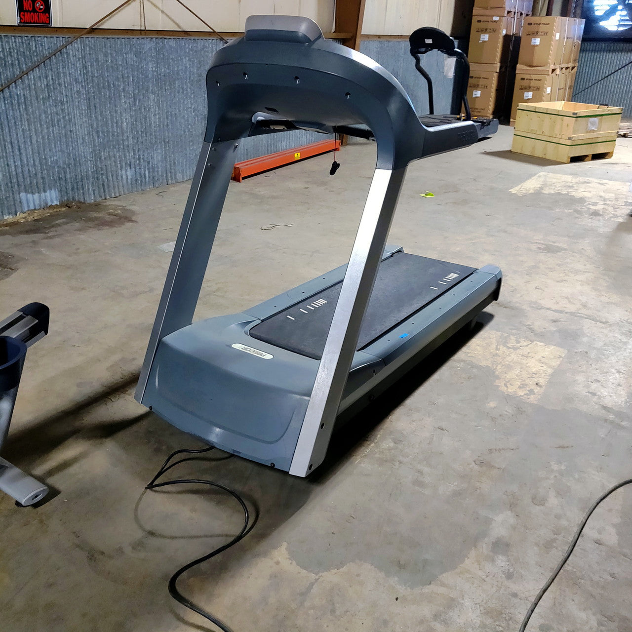 Precor 956i Experience Treadmill