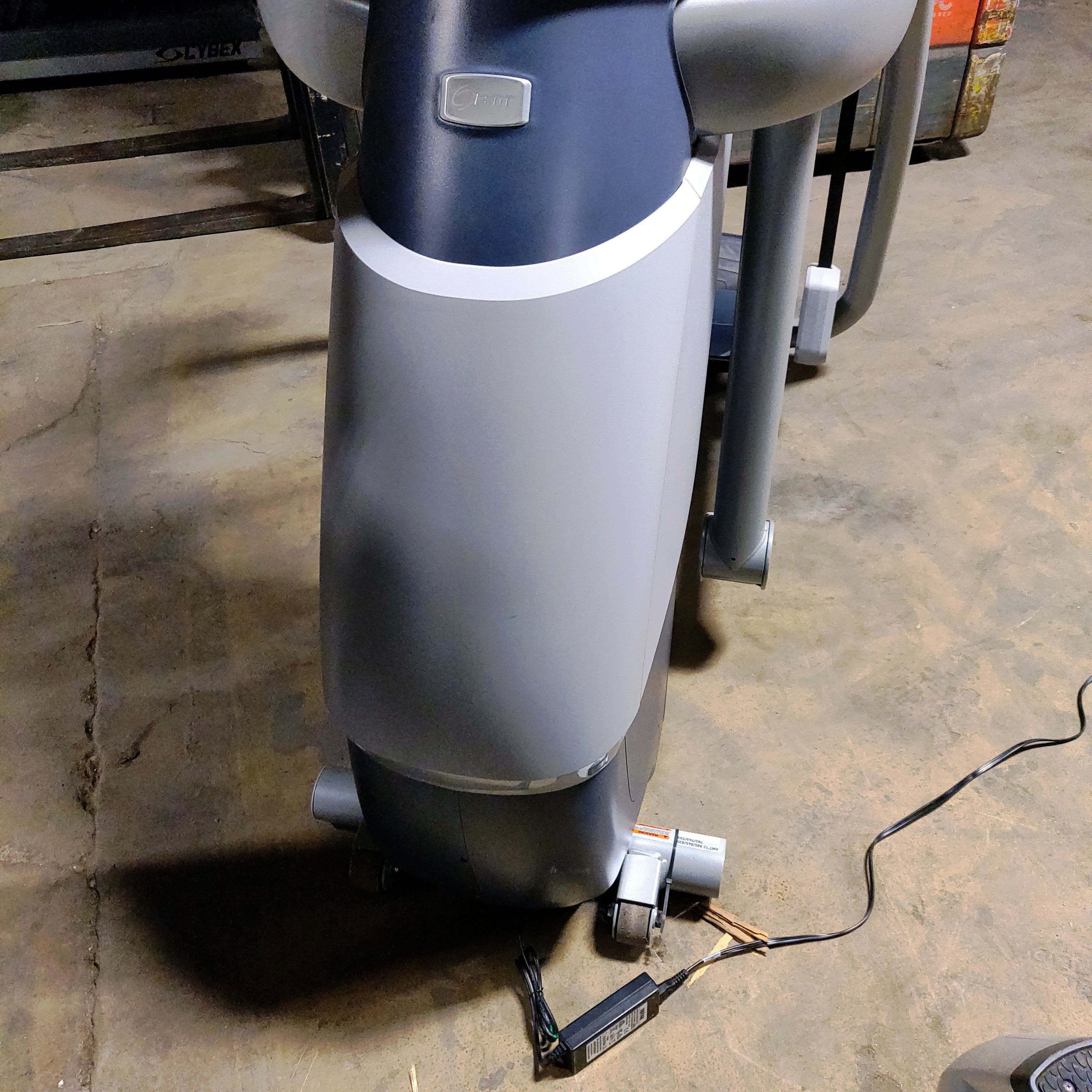 Precor AMT 12 Commercial Crosstrainer