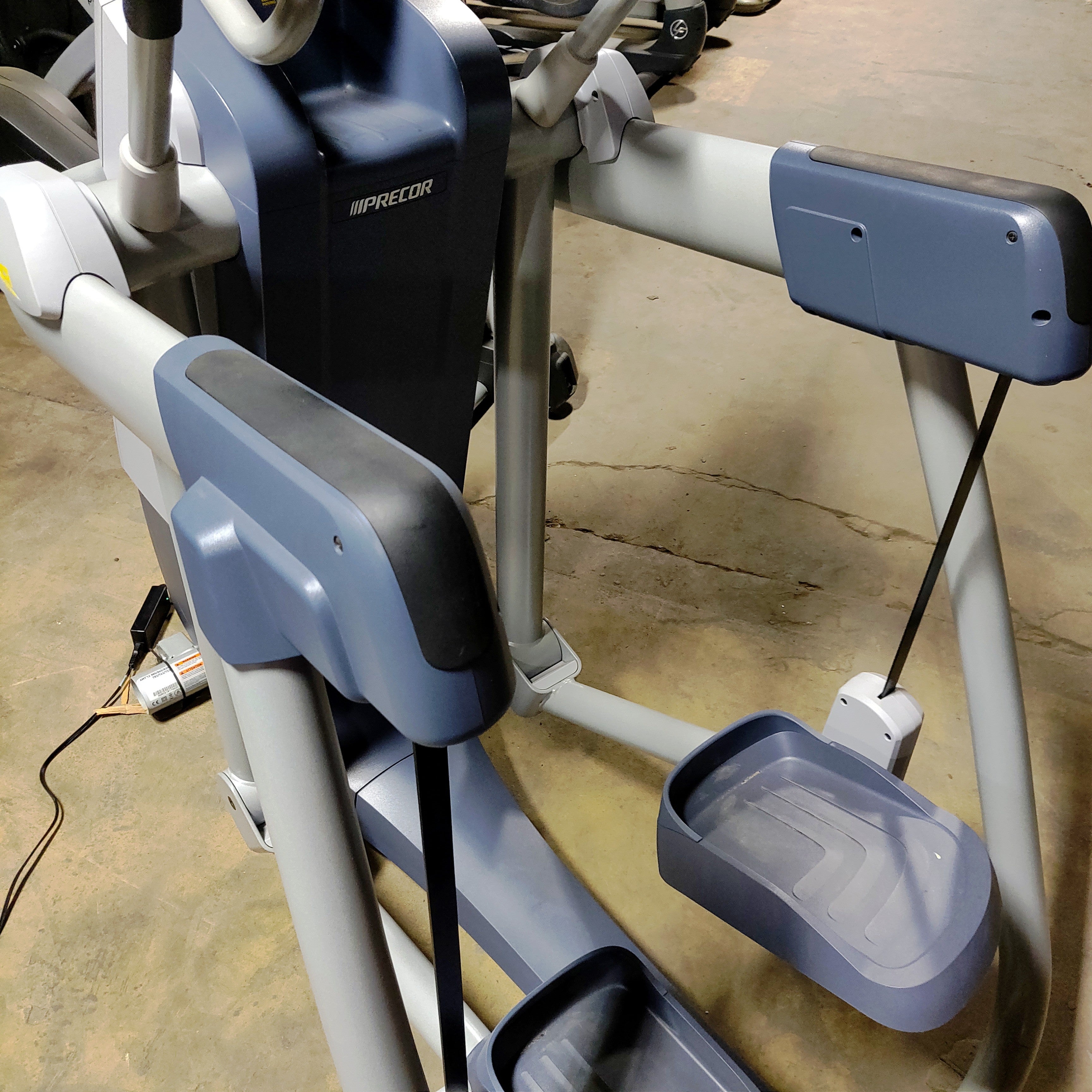 Precor AMT 12 Commercial Crosstrainer