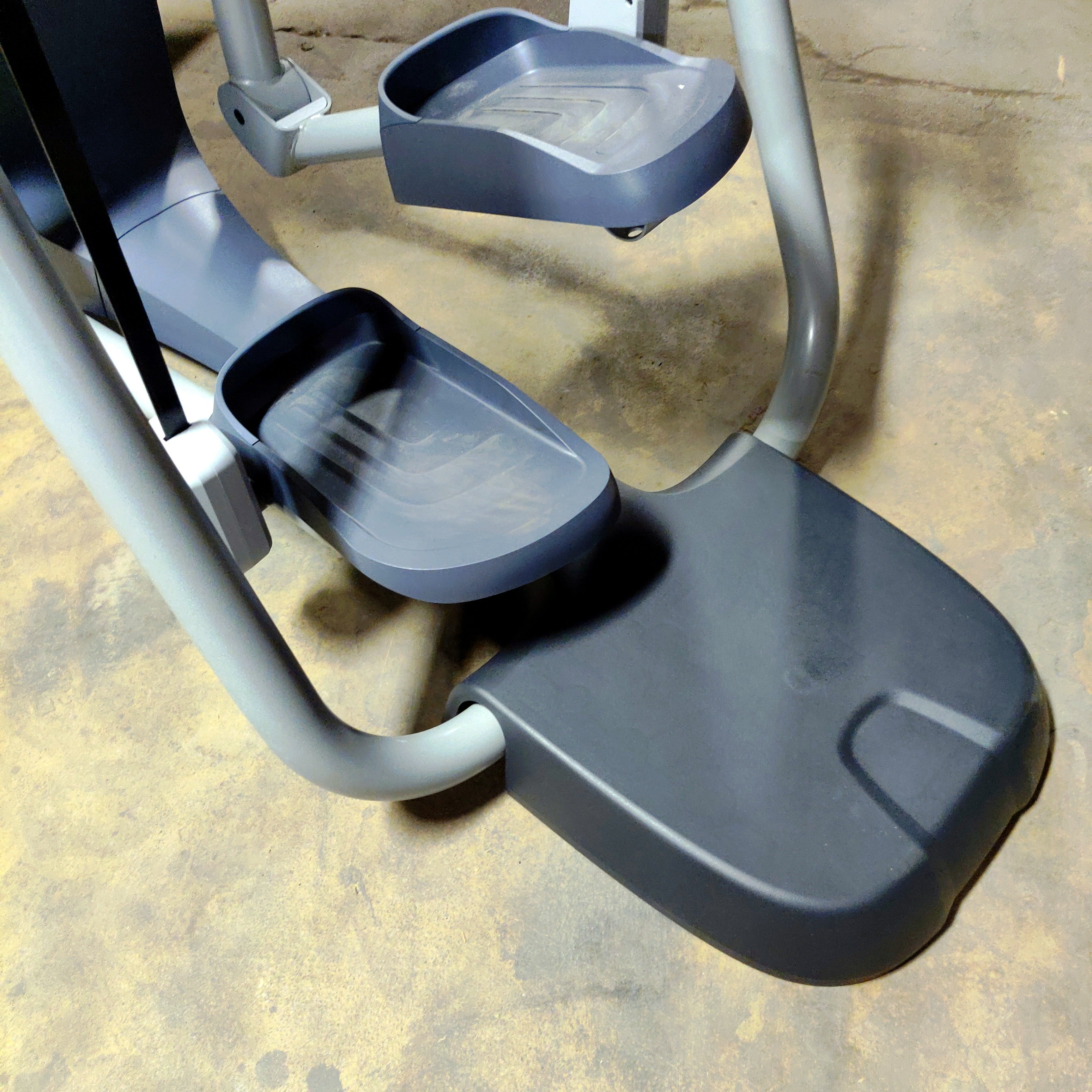 Precor AMT 12 Commercial Crosstrainer