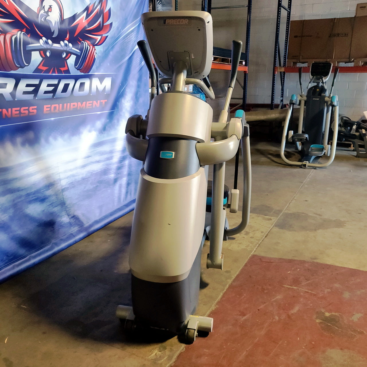 Precor AMT 813 w/ P10 Console – Adaptive Motion Trainer for Low-Impact Full-Body Cardio