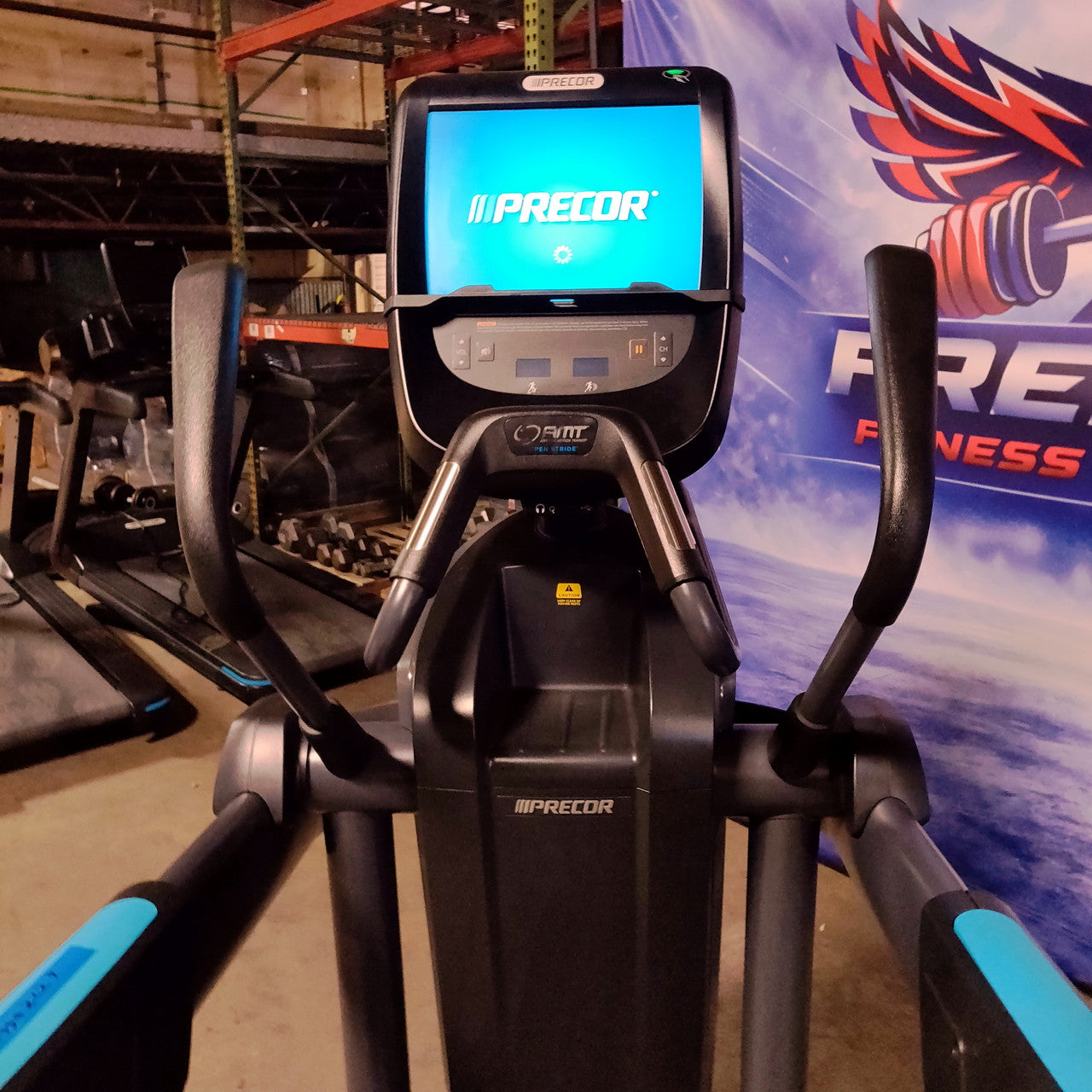 Precor AMT 885 with Open Stride w/P82 Console