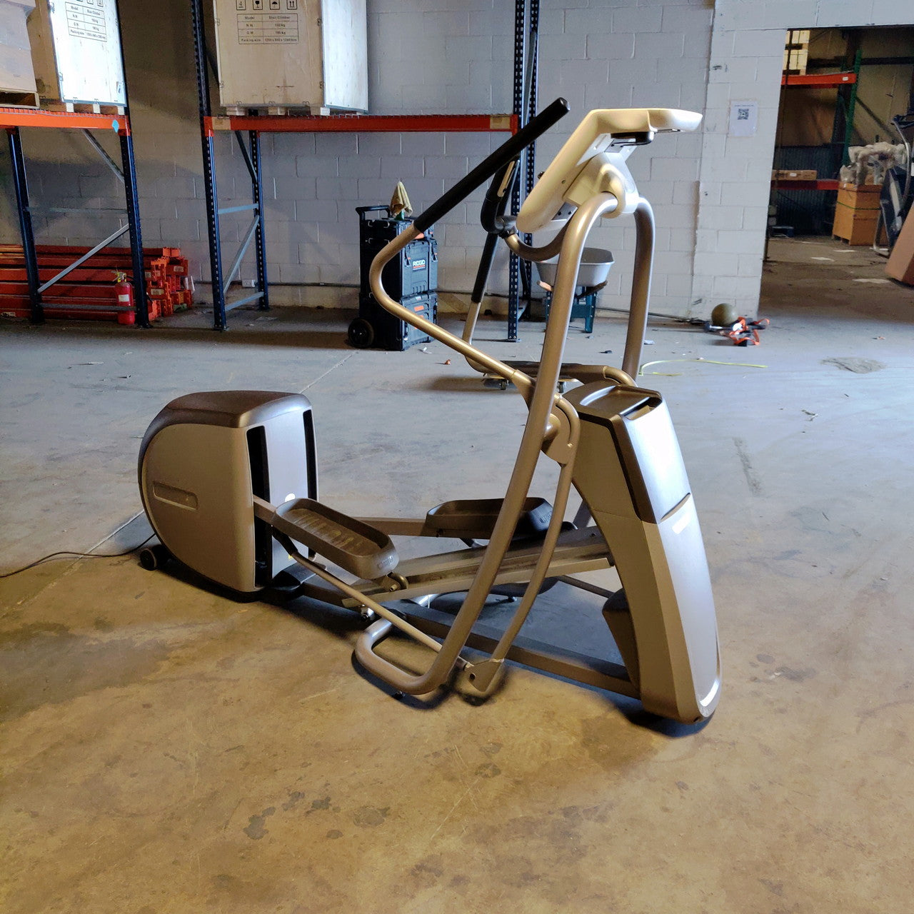 Precor EFX 5.33 Premium Series Elliptical