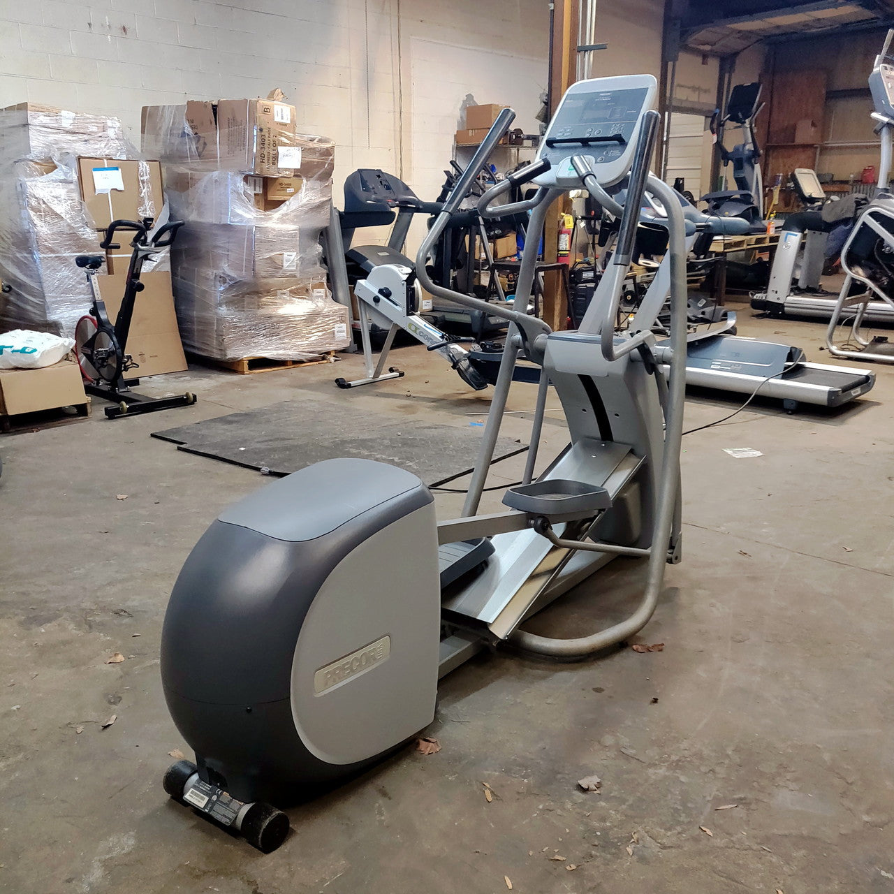 Precor EFX 534i Experience Commercial Elliptical