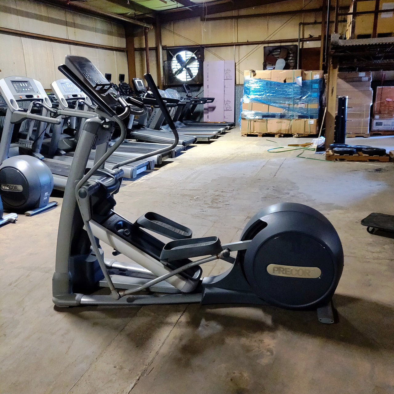 Precor EFX 576i Elliptical