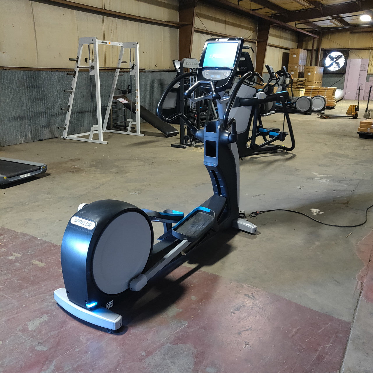 Precor EFX 800-18 Lower Body Elliptical w/ P82 Console