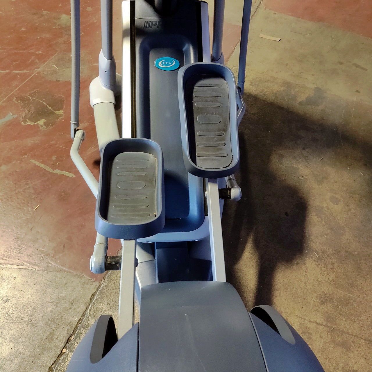Precor EFX 815 Elliptical Crosstrainer w/ P10 Console