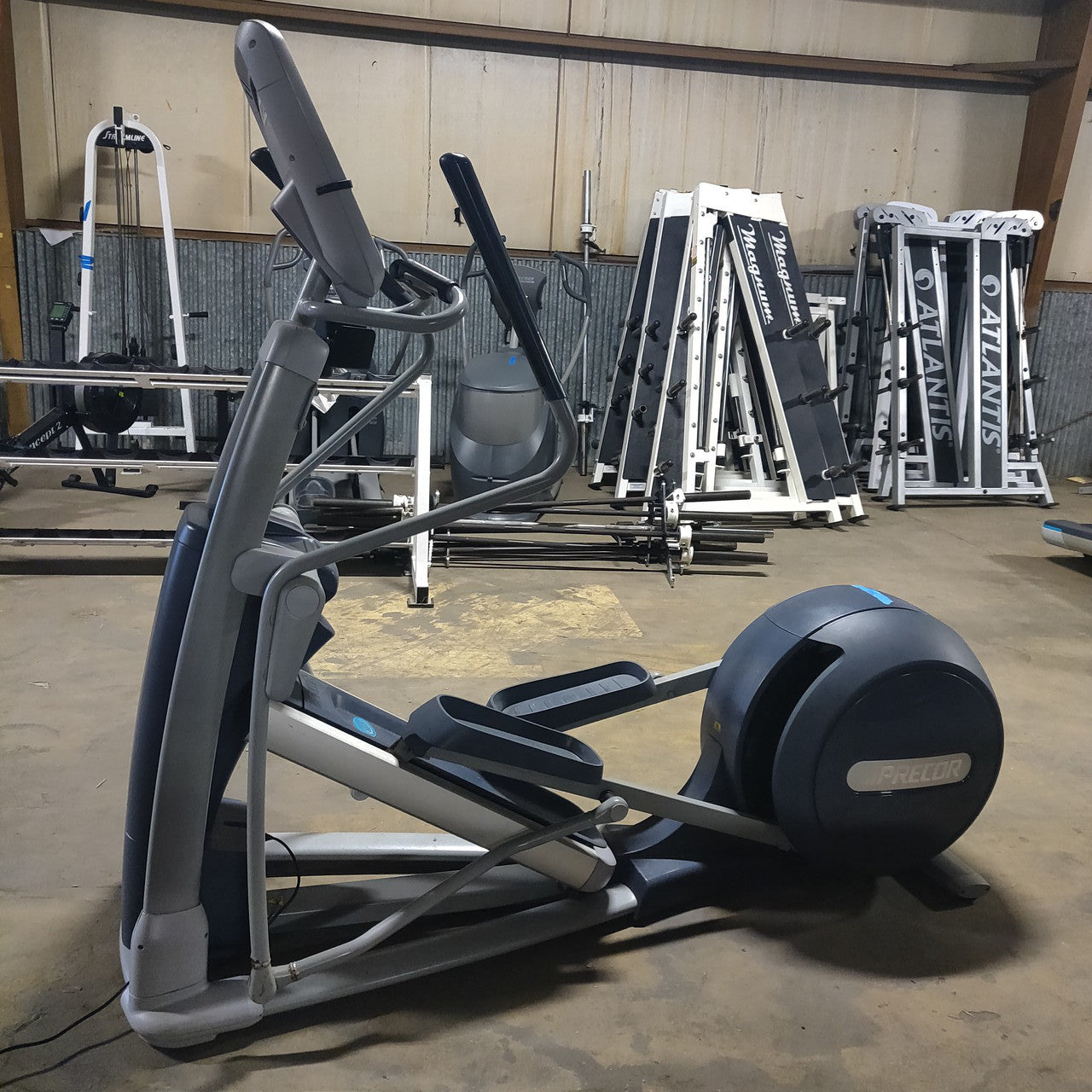 Precor EFX 885 Elliptical Crosstrainer w/ p80 Console