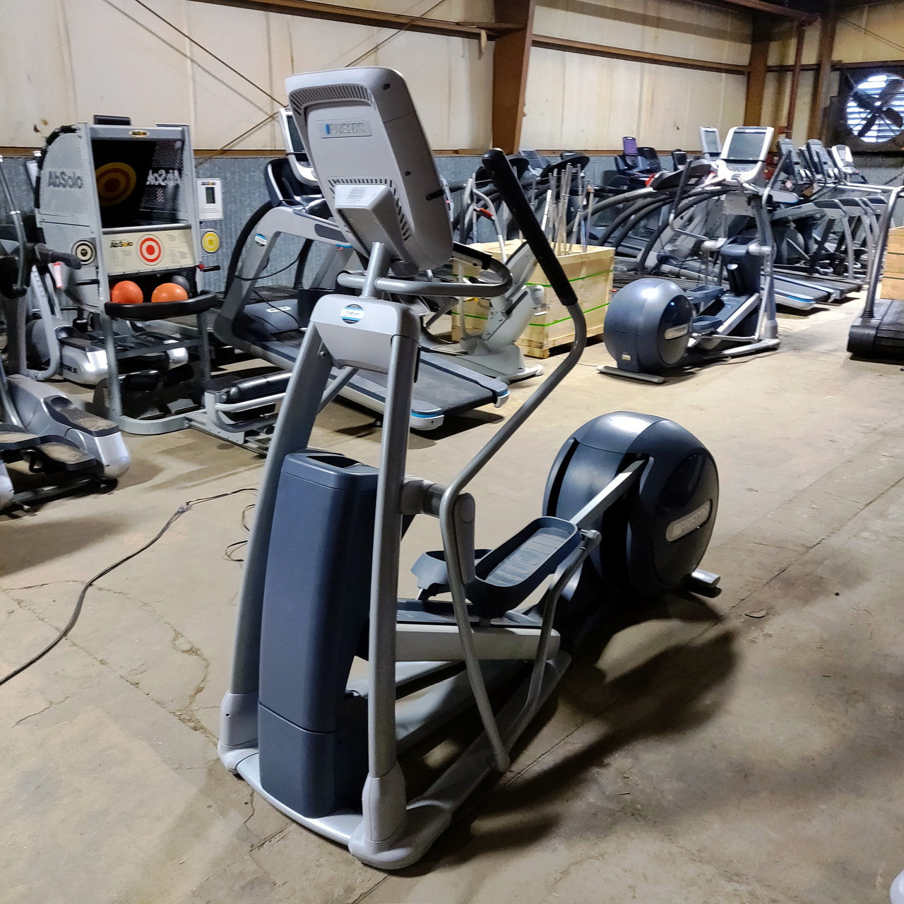 Precor Elliptical 885 with P80 Console