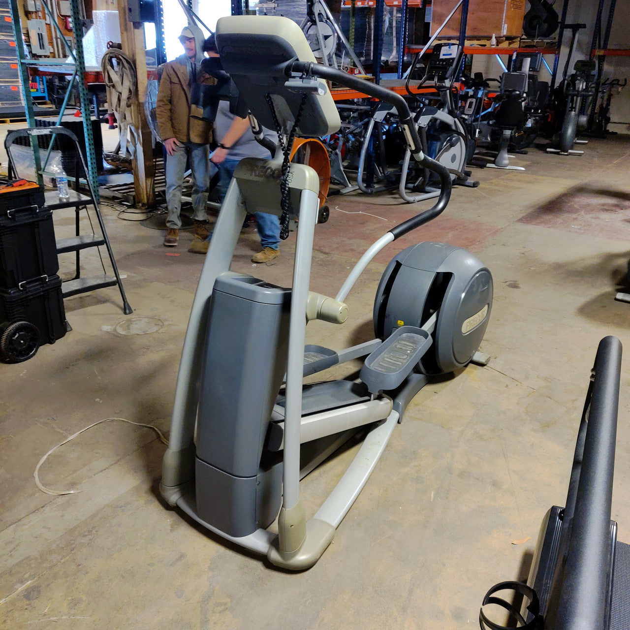 Precor Elliptical EFX 833 Commercial Grade