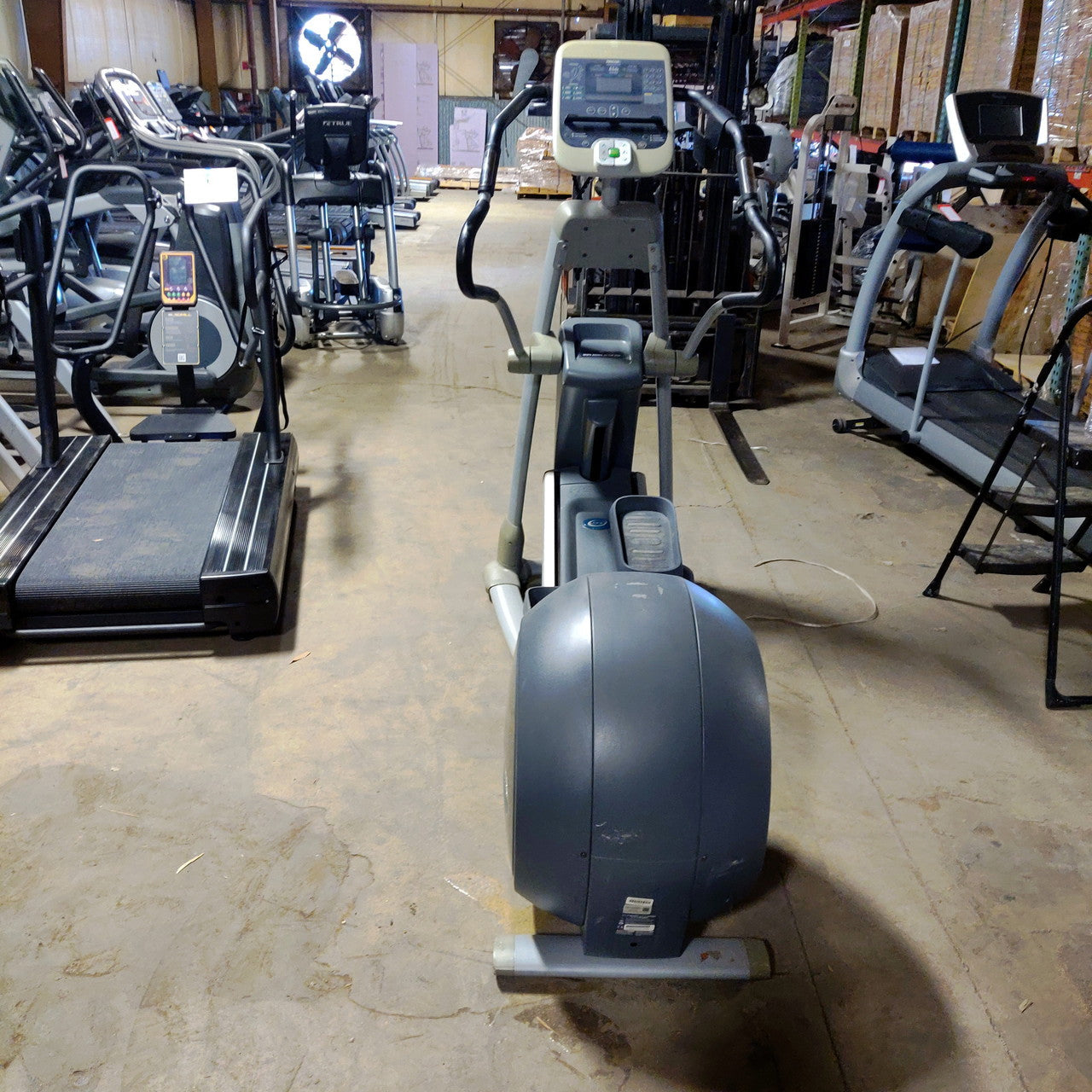 Precor Elliptical EFX 833 Commercial Grade