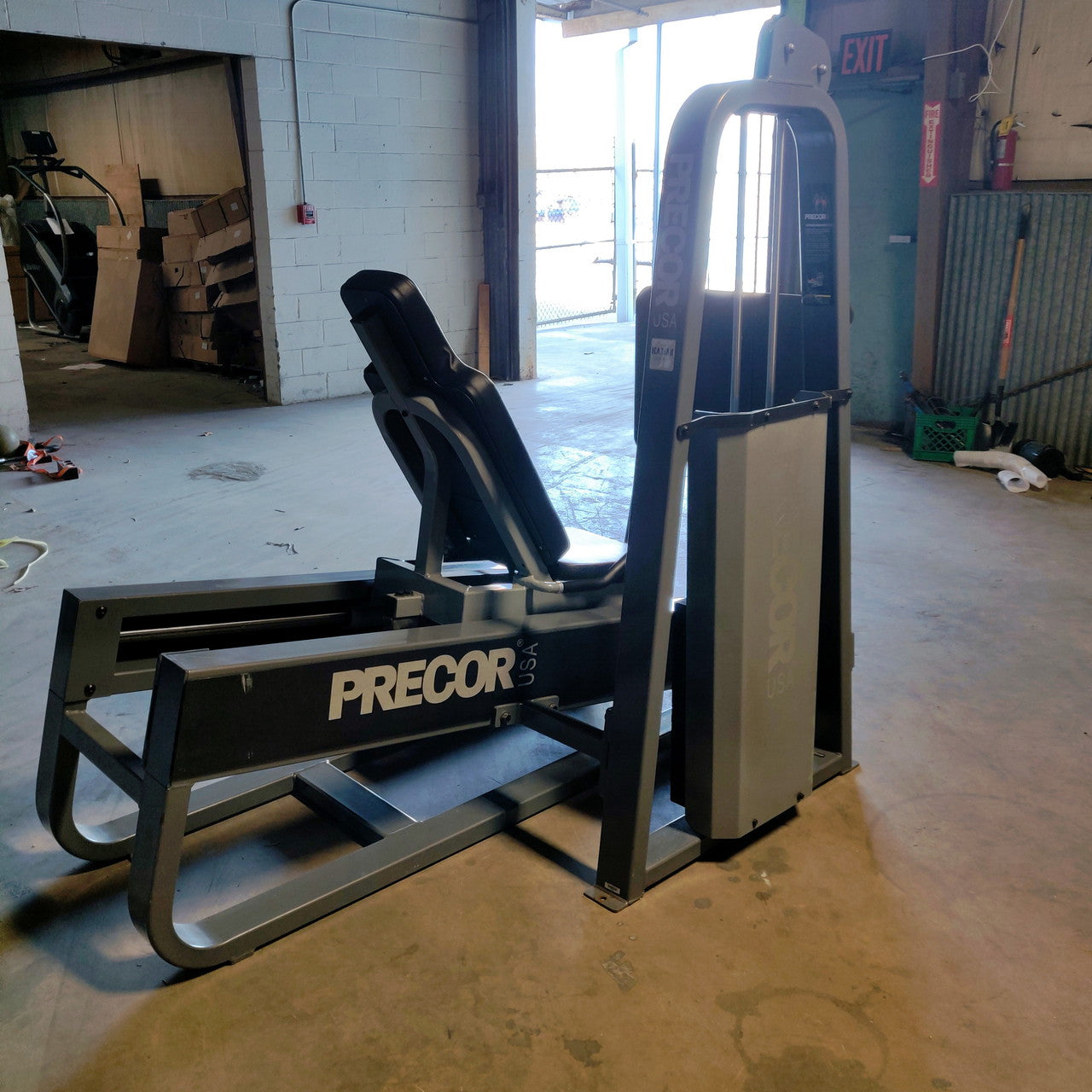 Precor Icarian Horizontal Leg Press