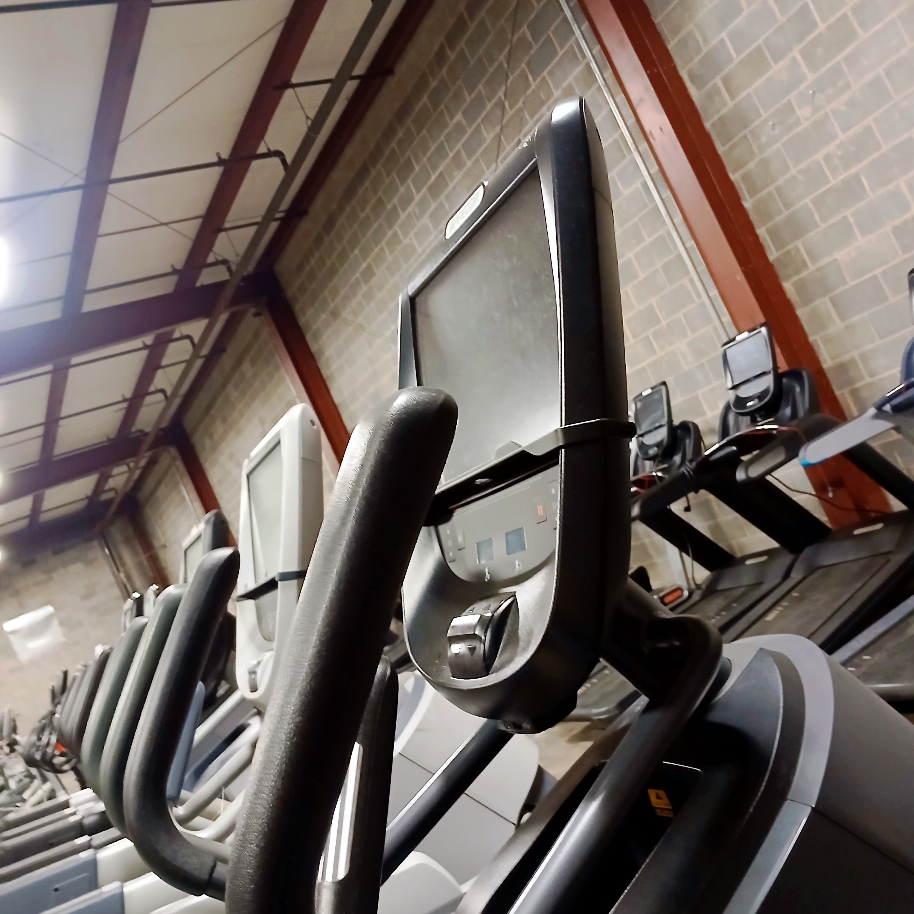 Precor P82 Experience Touchscreen Console – Console Only (Cardio Equipment Upgrade)