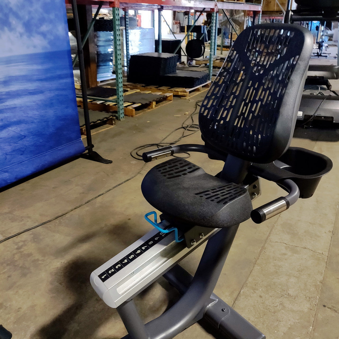 Precor RBK 685 Recumbent Bike w/ P82 Console