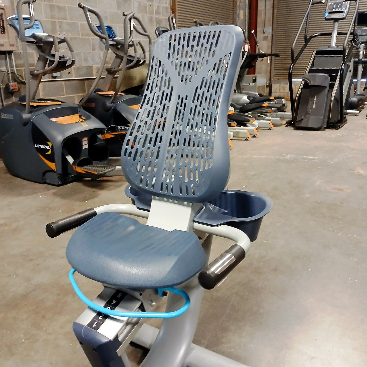 Precor RBK 835 Recumbent Bike w/p30 Console