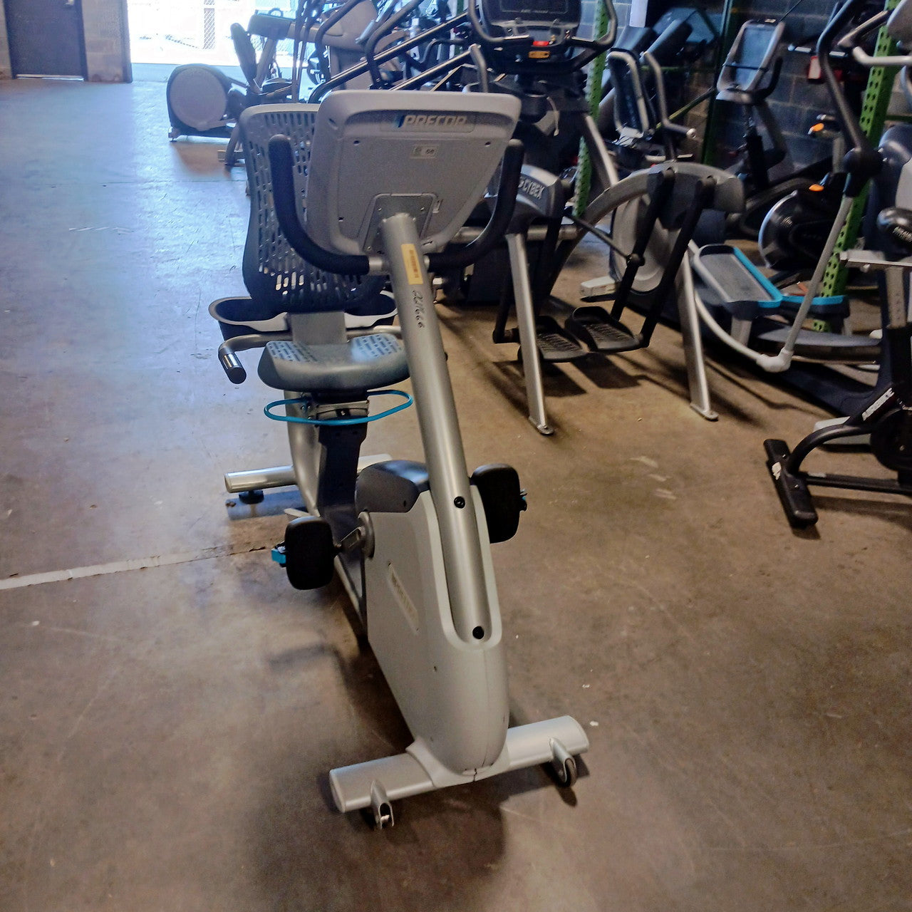 Precor RBK 835 Recumbent Bike w/p30 Console
