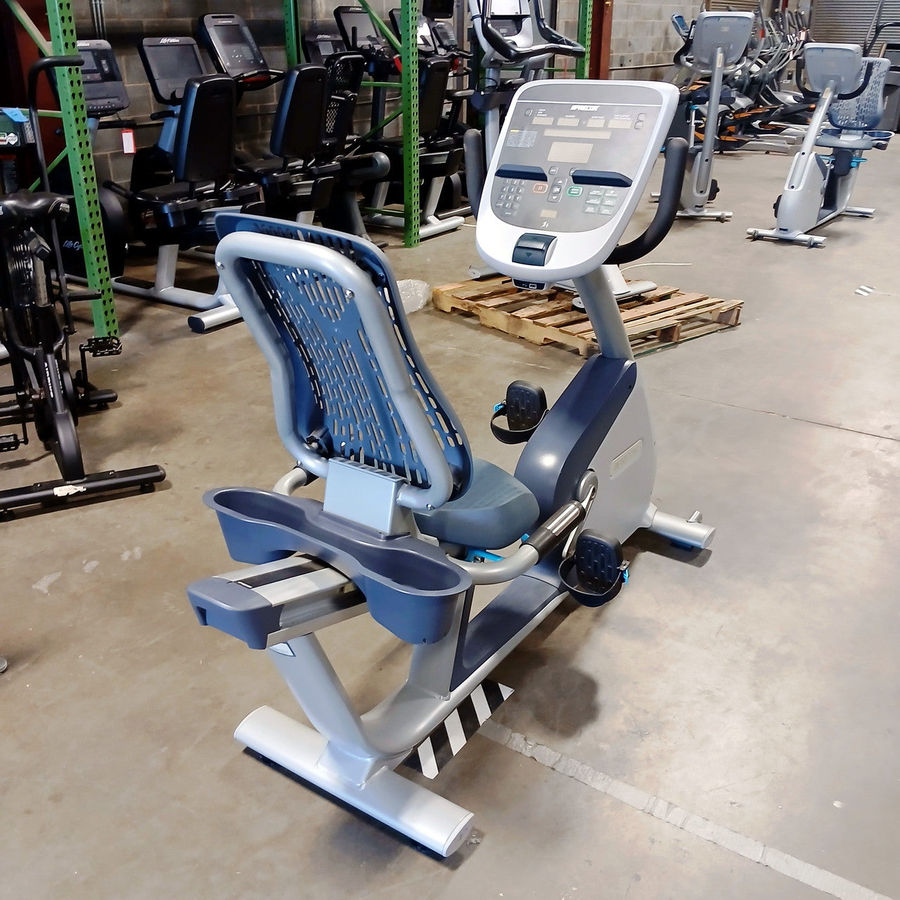Precor RBK 835 Recumbent Bike w/p30 Console
