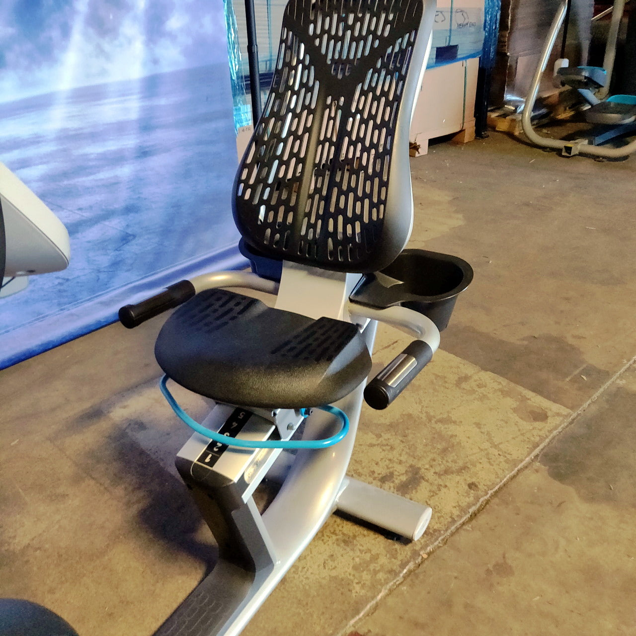 Precor RBK 835 Recumbent Bike w/p30 Console