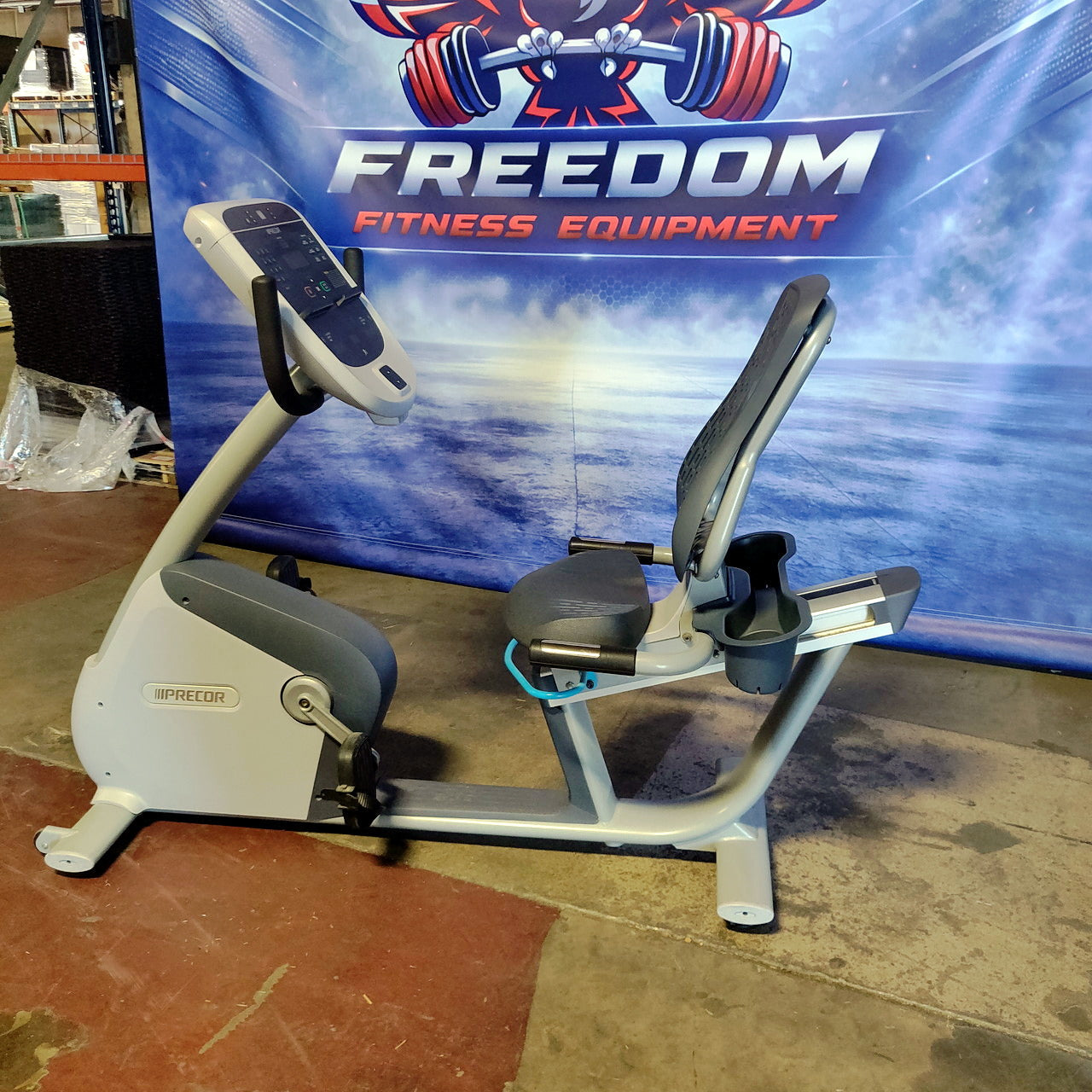 Precor RBK 835 Recumbent Bike w/p30 Console