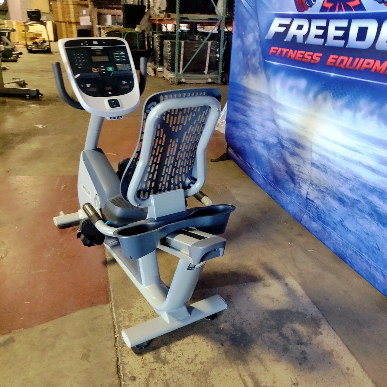 Precor RBK 835 Recumbent Bike w/p30 Console