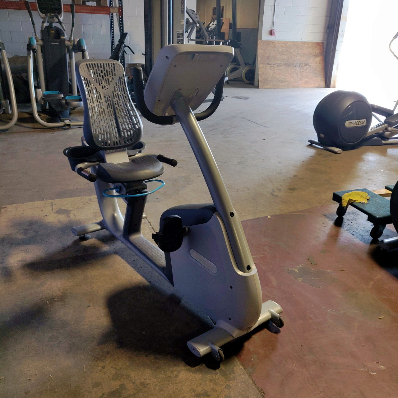 Precor RBK 835 Recumbent Bike w/p30 Console