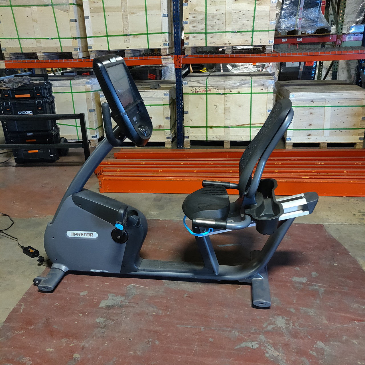 Precor RBK 885 Recumbent Bike w/ P82 Console