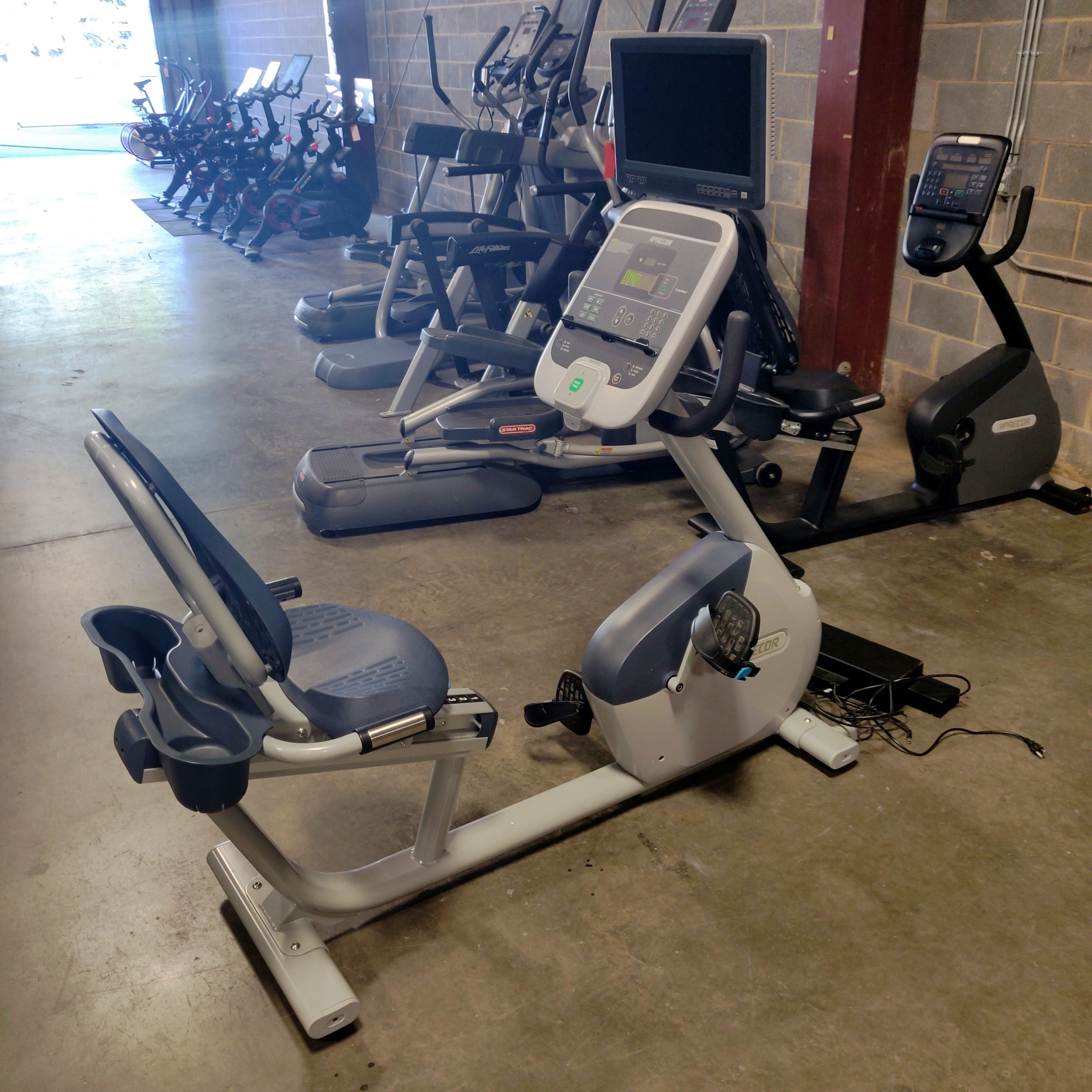 Precor RBK13 615 Recumbent Bike