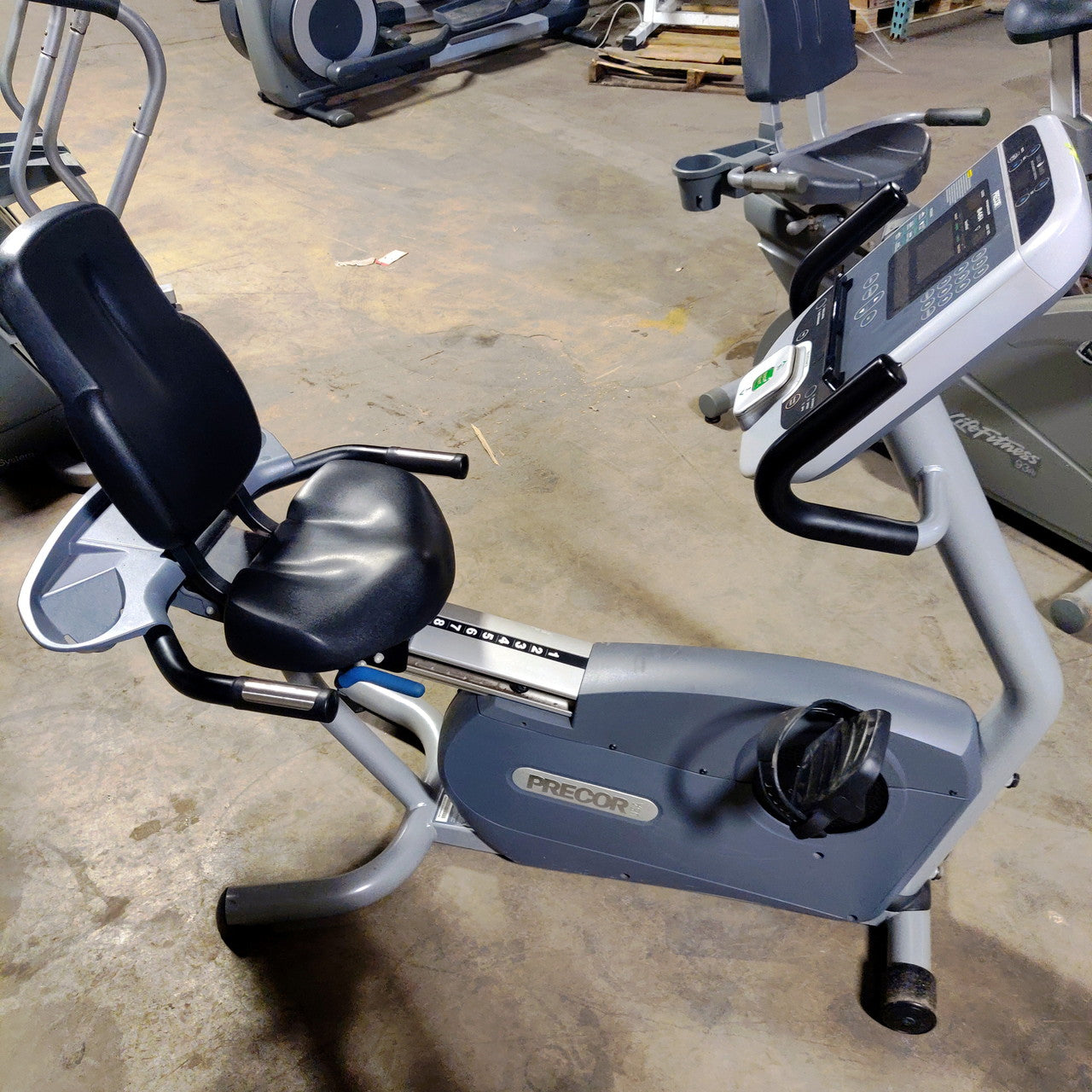 Precor Recumbent Bike 846i