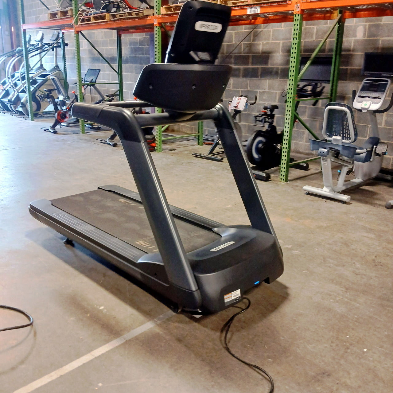 Precor TRM 781 Treadmill w/p82 Console