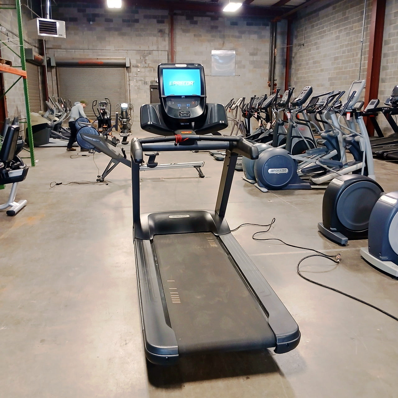 Precor TRM 781 Treadmill w/p82 Console