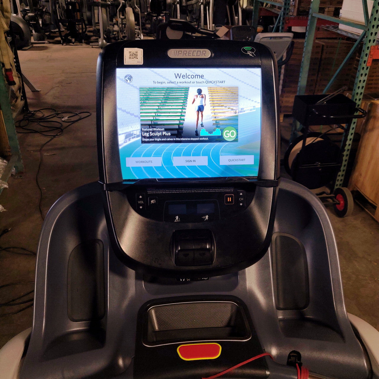 Precor TRM 885 Treadmill w/P82 Console