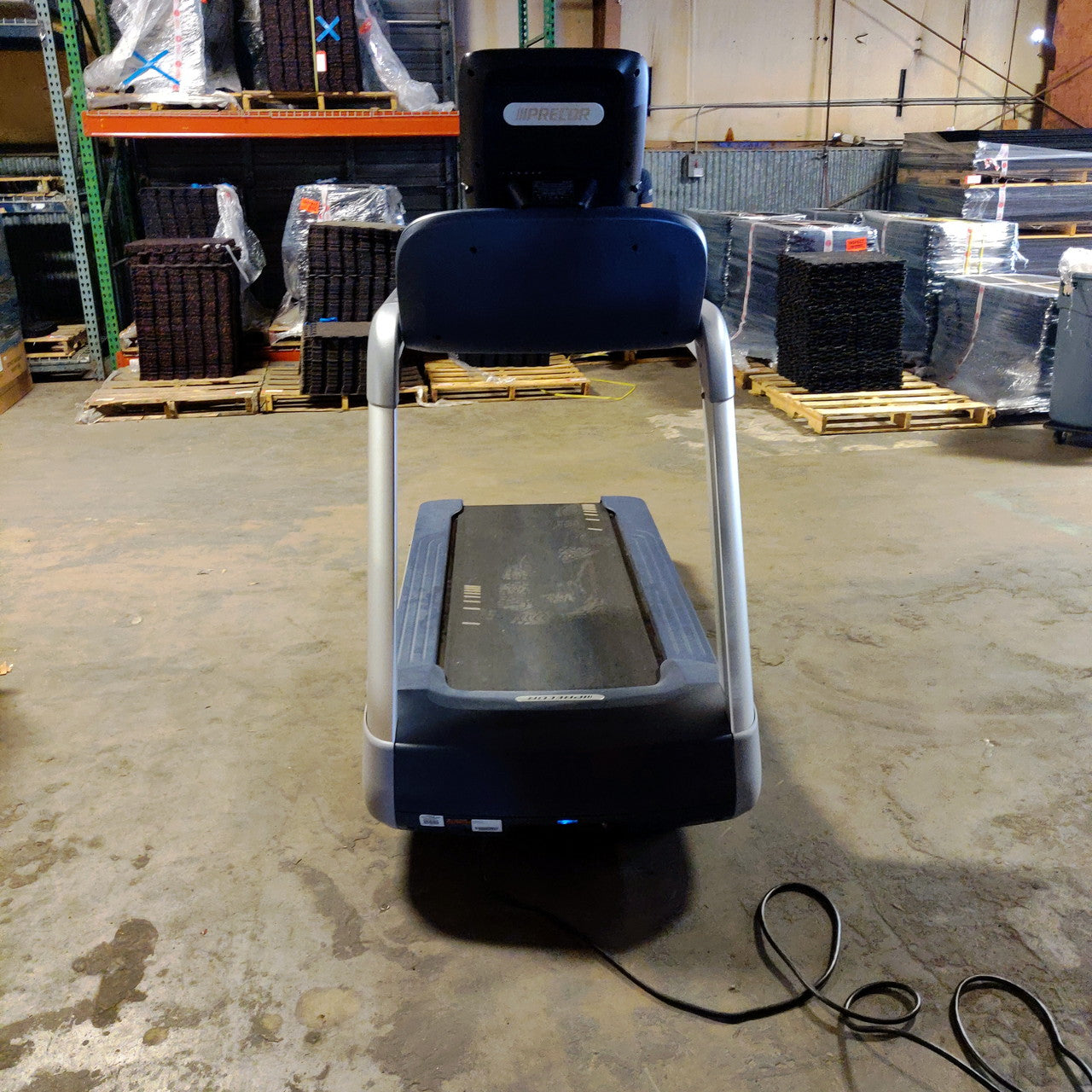 Precor TRM 885 Treadmill w/P82 Console