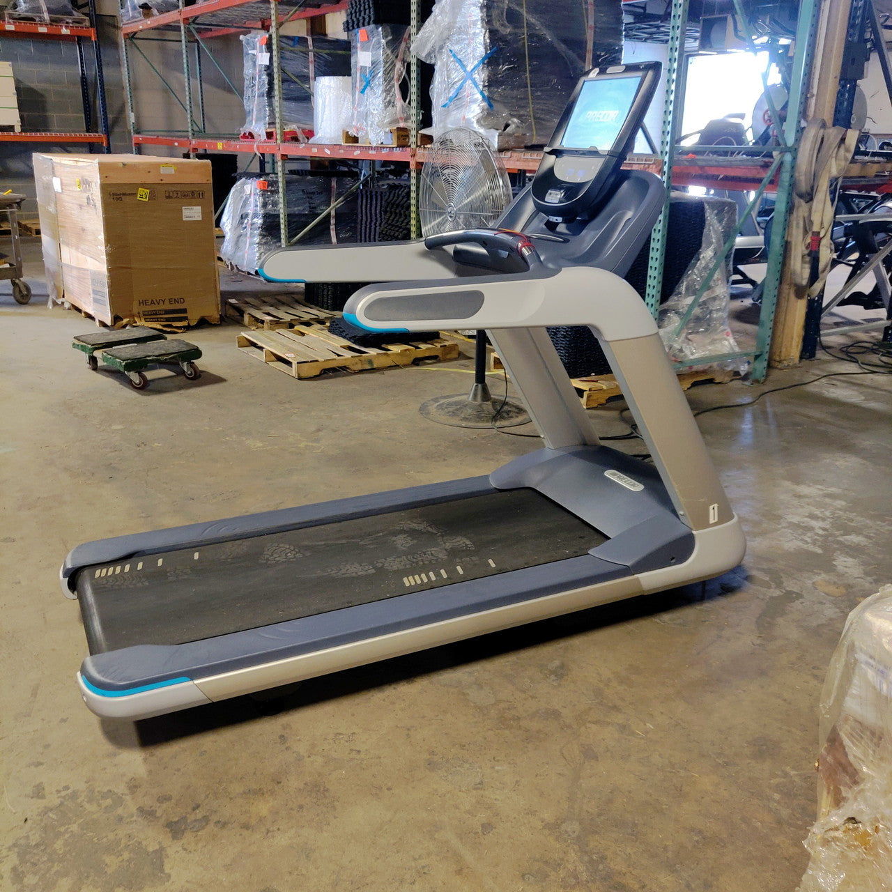 Precor TRM 885 Treadmill w/P82 Console