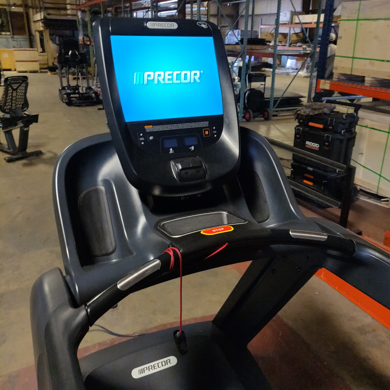 Precor TRM 885 Treadmill w/P82 Console