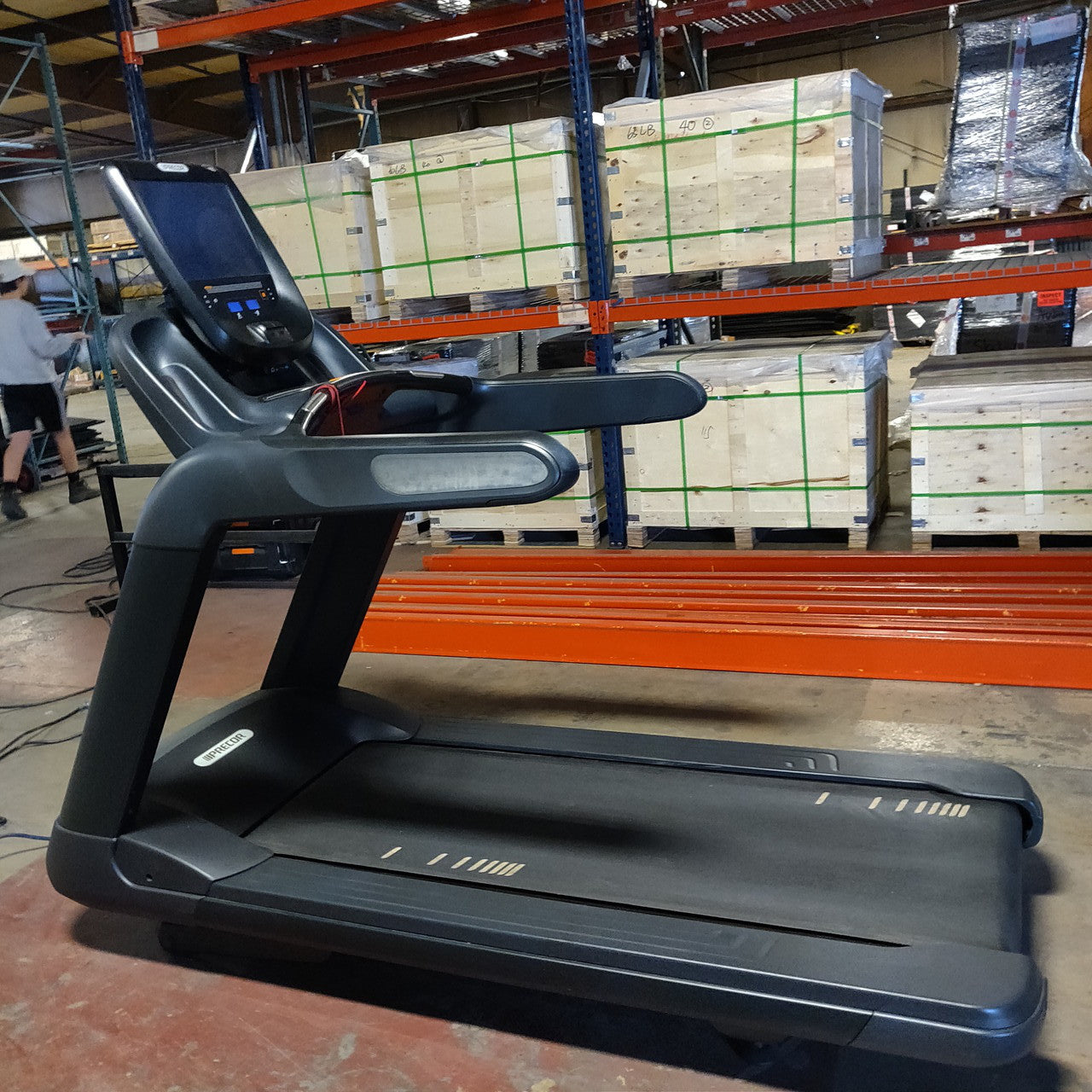 Precor TRM 885 Treadmill w/P82 Console