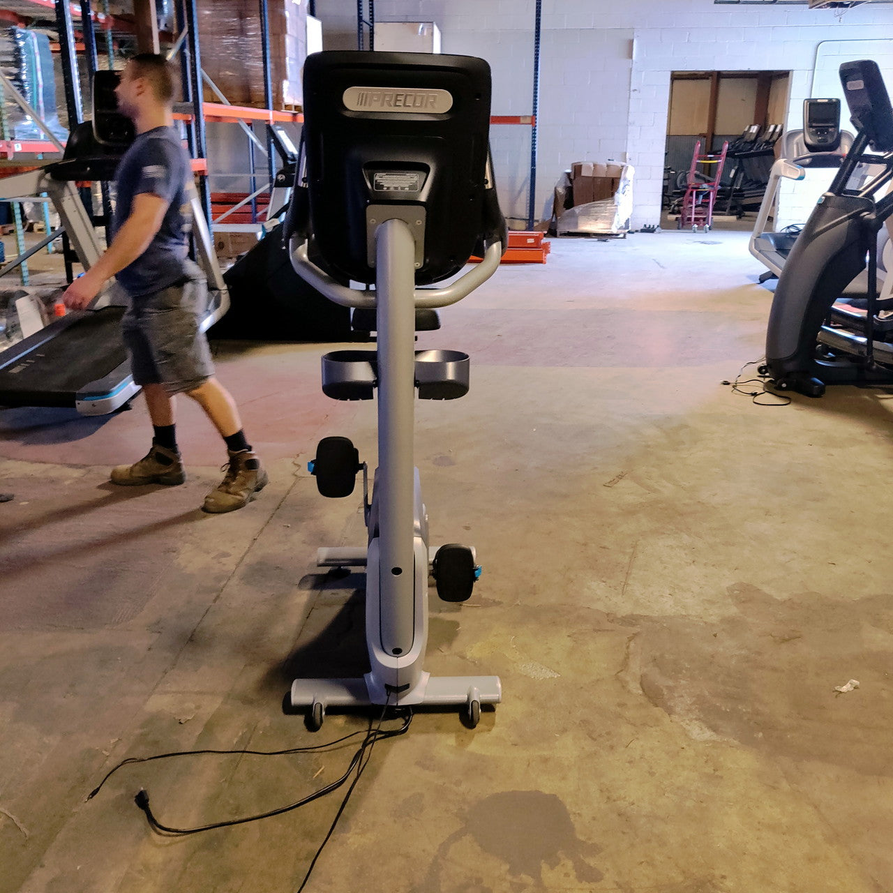 Precor UBK 865 Upright Bike w/ P62 Console