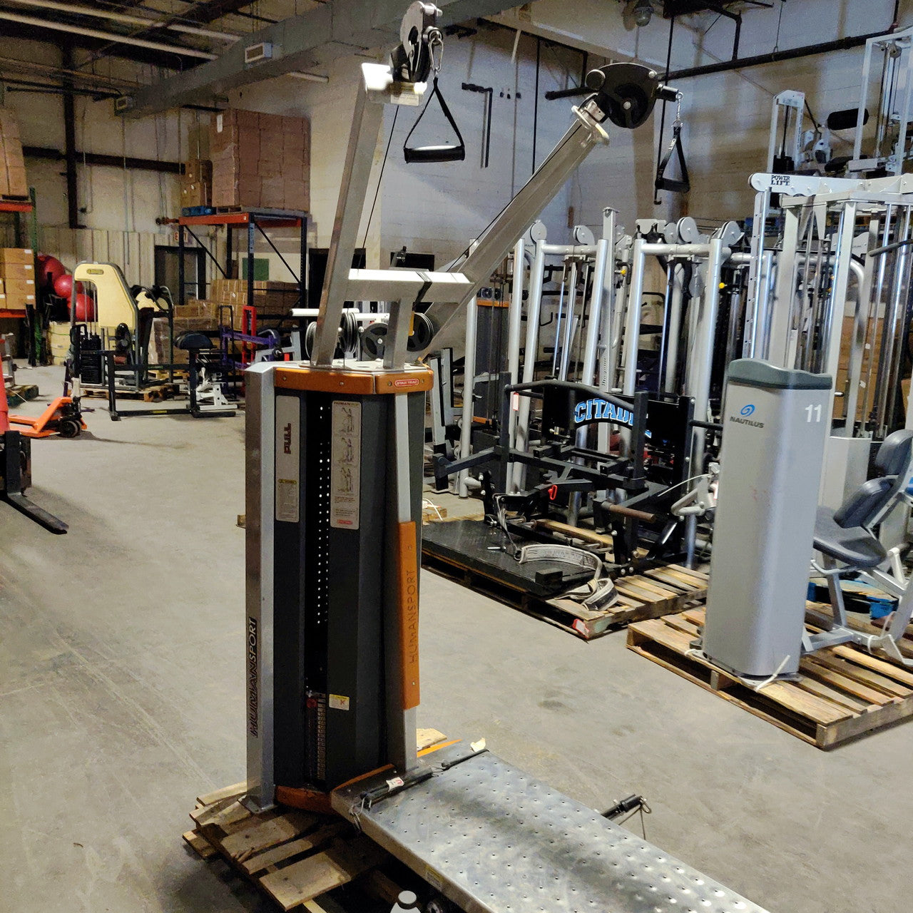 LUXURY Humansport Lift/Pull Combo Machine