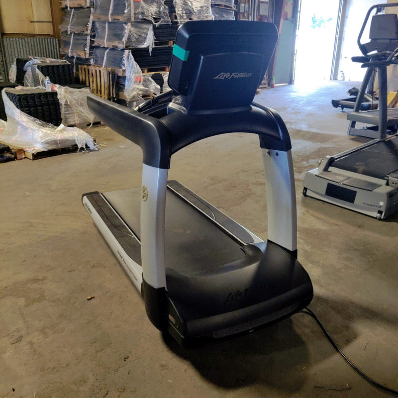 Refurbished Life Fitness 95T Explore Treadmill Commercial Grade for Cardio 
