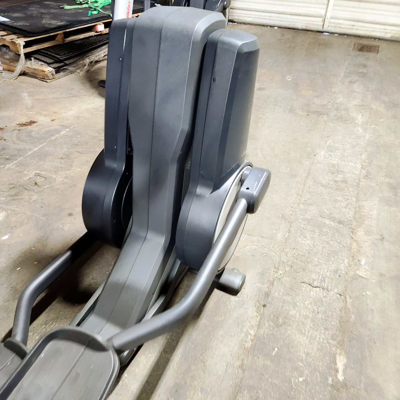 Refurbished Life Fitness 95X Elliptical with Inspire Console 