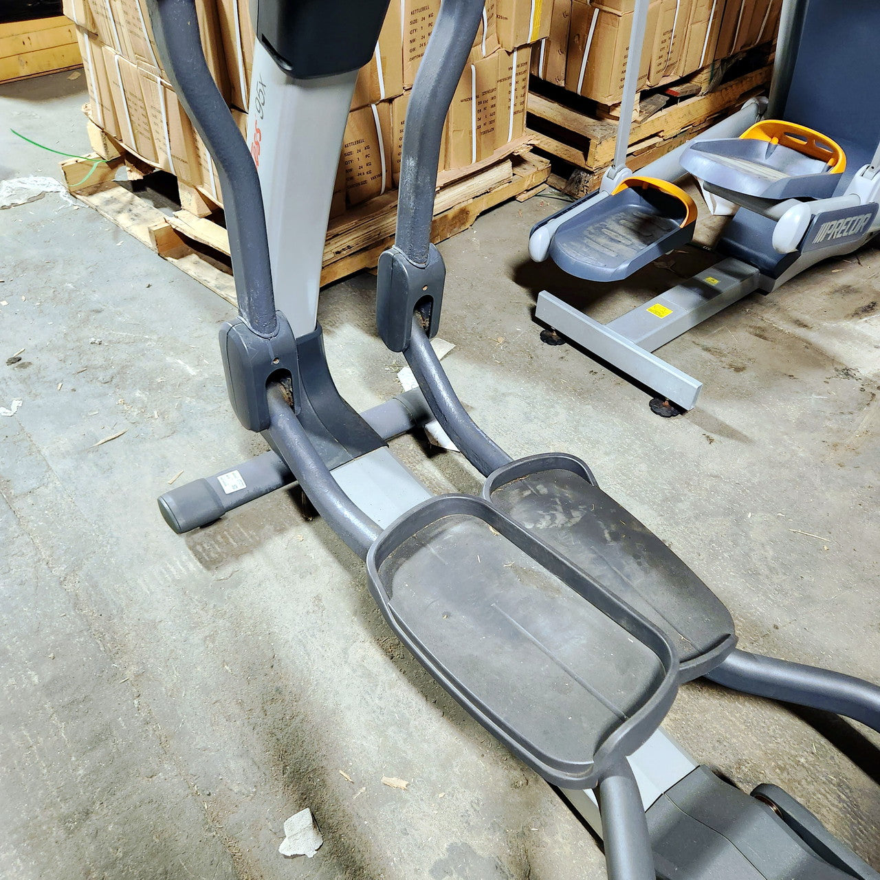 Refurbished Life Fitness 95X Elliptical with Inspire Console 