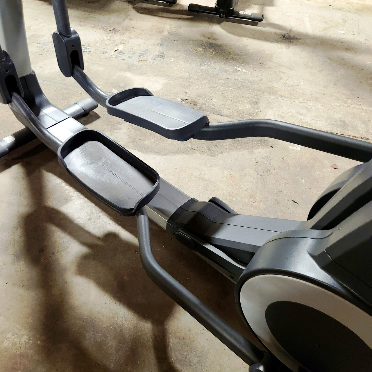 Refurbished Life Fitness 95X Elliptical with Inspire Console 