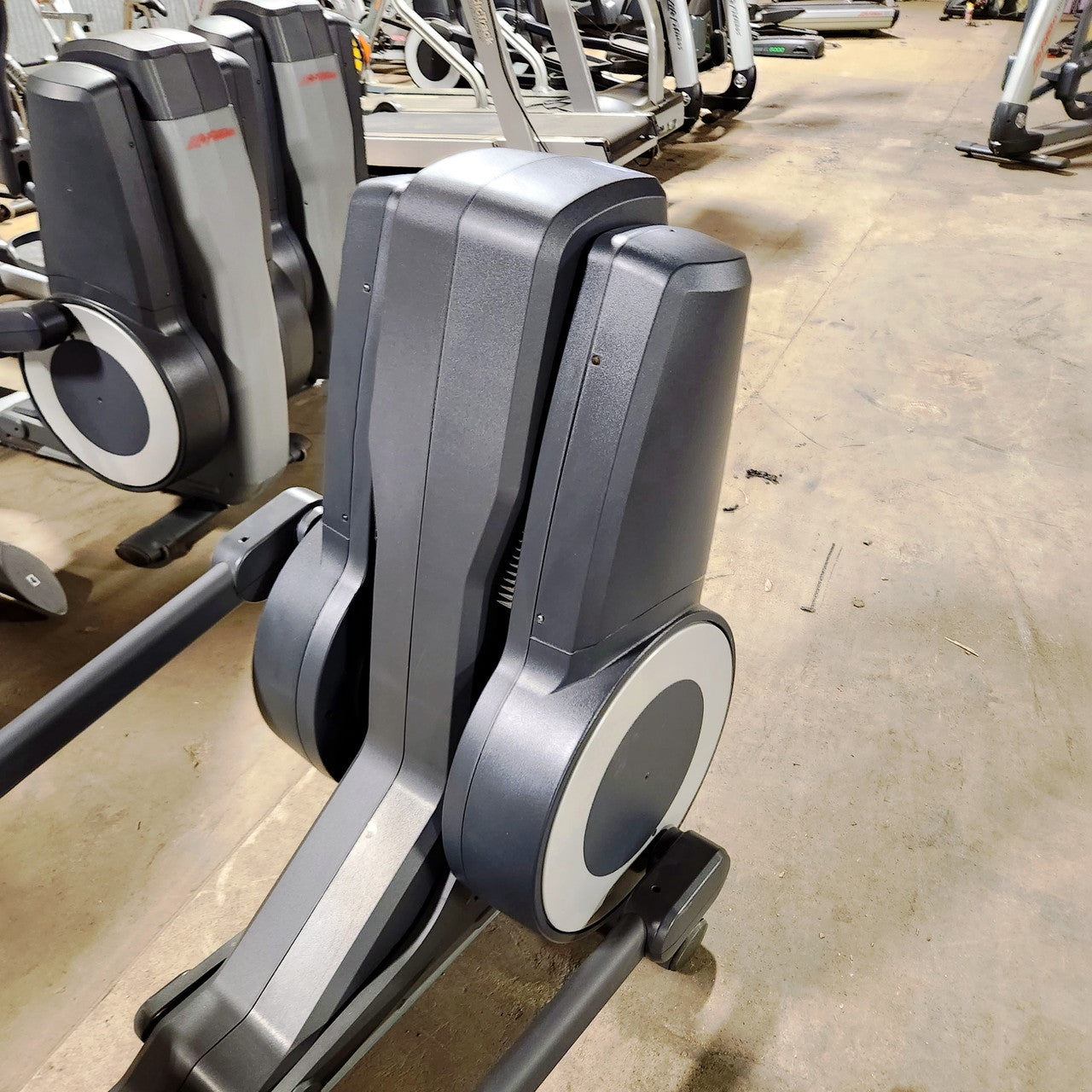 Refurbished Life Fitness 95X Elliptical with Inspire Console 